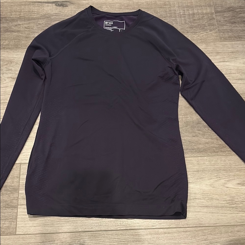 Figs deep purple seamless scrub top